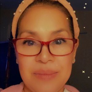 Meet your Posher, Elda